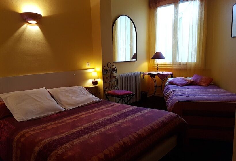 اتاق استاندارد سه نفره, Du Centre