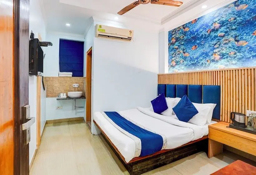 デラックスルーム, Staybook Hotel Jai Balaji New Delhi Railway Station