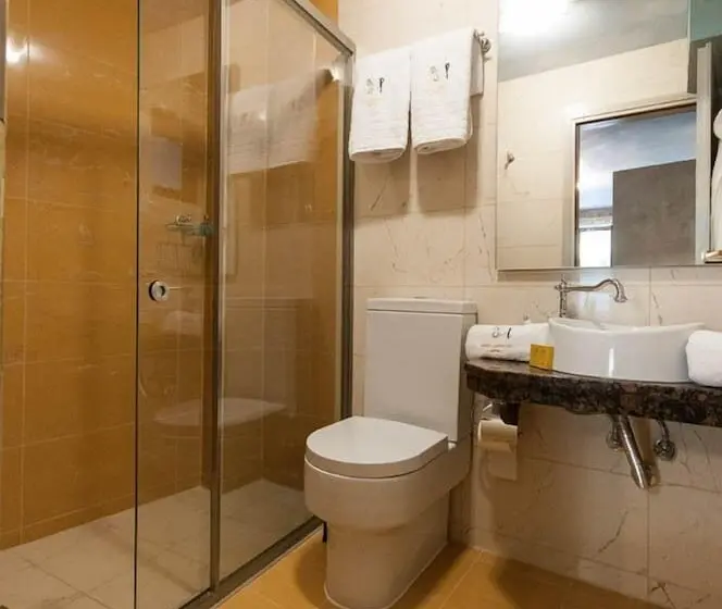 Suite, Leda Suites