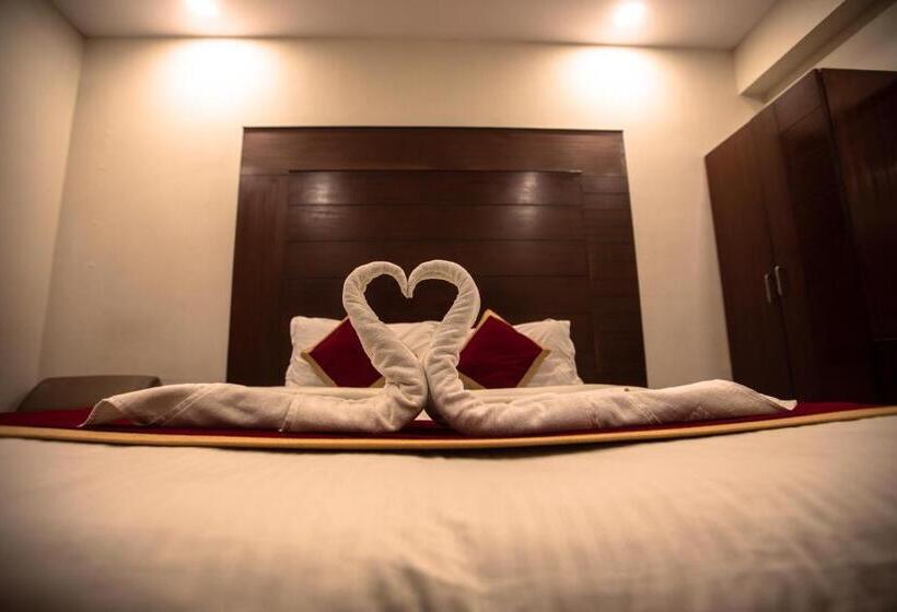 Номер Deluxe, Orion Residency