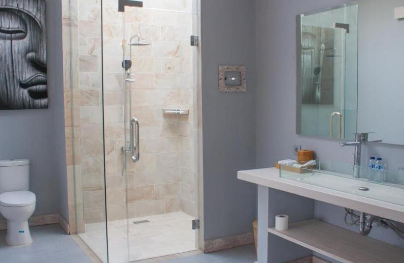 套房带园景, The Suites Lombok