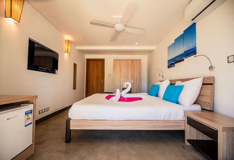 اتاق راحتی, Toparadis Guest House