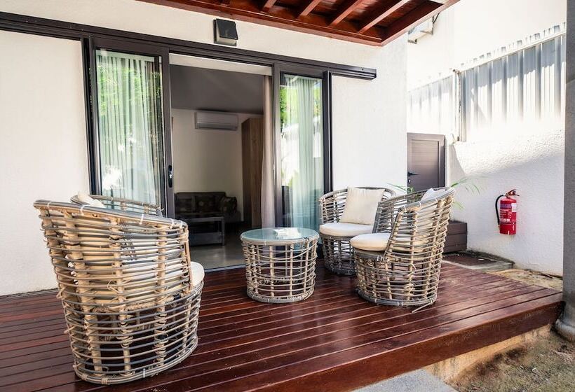 اتاق خانوادگی, Toparadis Guest House