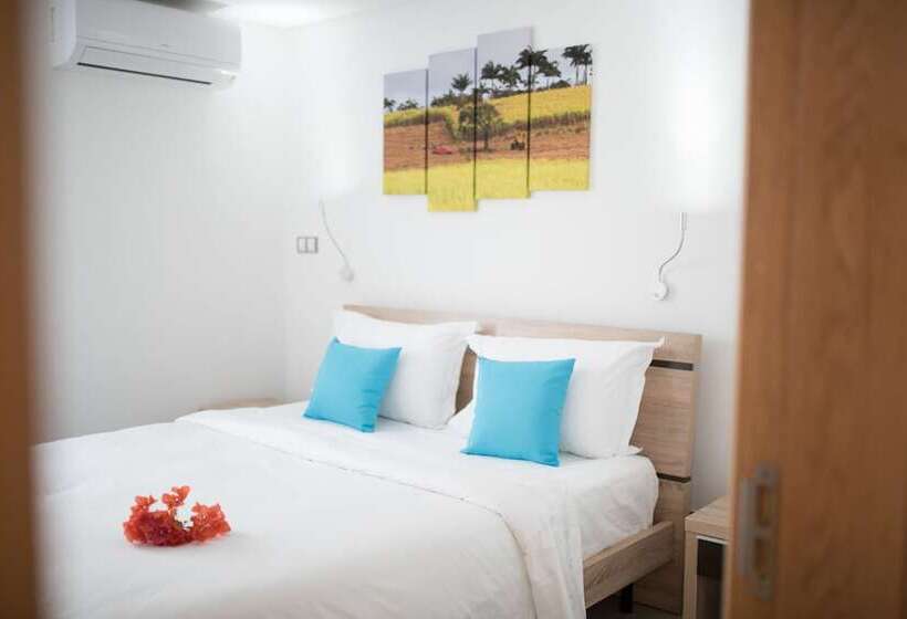 اتاق خانوادگی, Toparadis Guest House