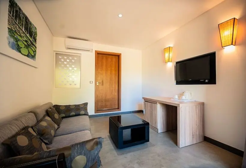 سوییت, Toparadis Guest House