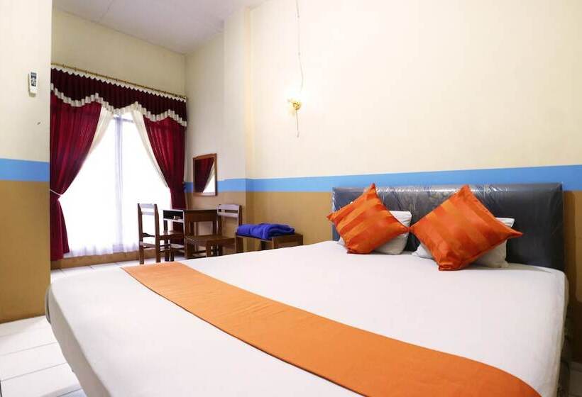 Deluxe Szoba, Wisata