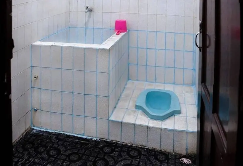 StandaardKamer, Wisata