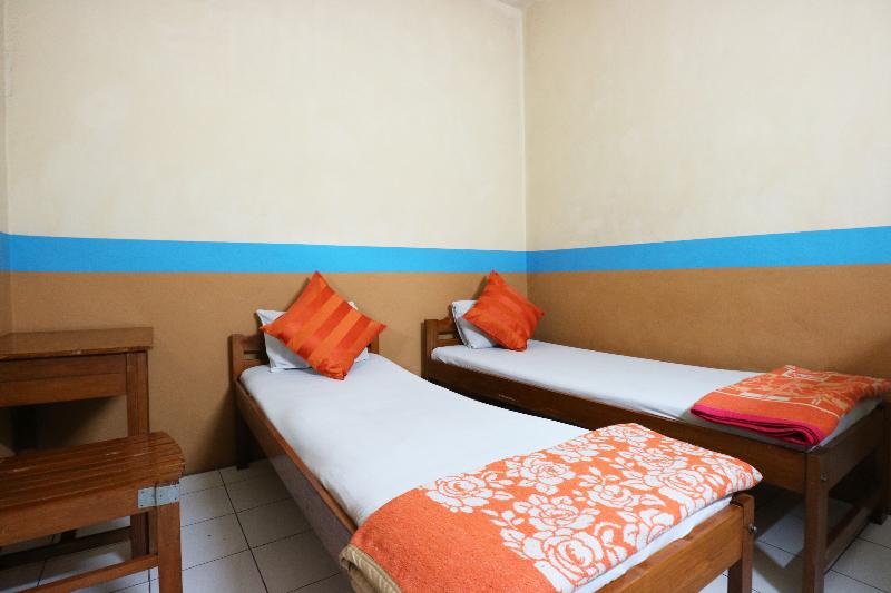 Standard Szoba, Wisata