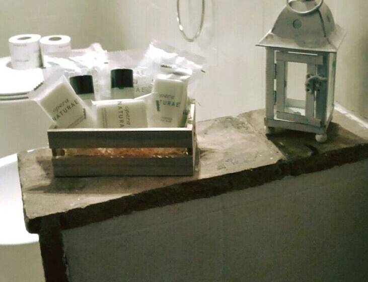 اتاق لوکس, B&b La Lanterna