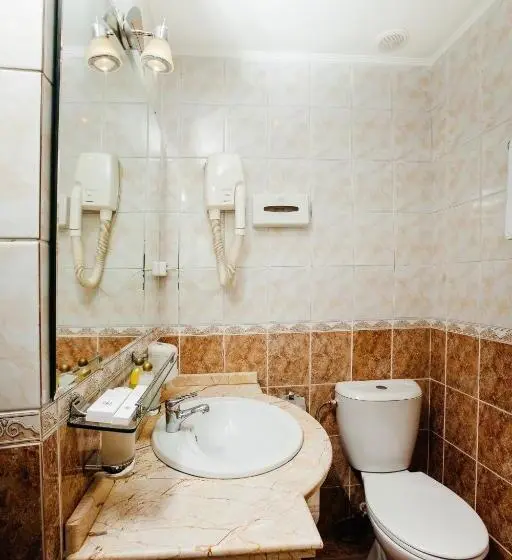 اتاق استاندارد, Business