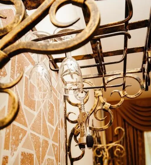 اتاق استاندارد, Business