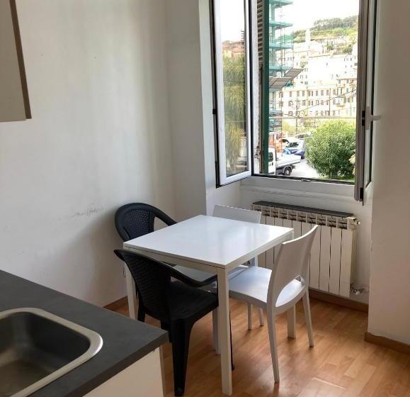 经典四人房间, Cavour Guest House