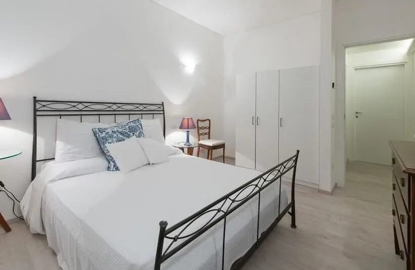 اتاق استاندارد, Dafne B&b