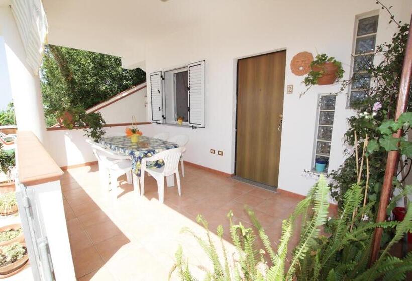 Апартаменты 2 Спальни, Graceland Rooms And Suites