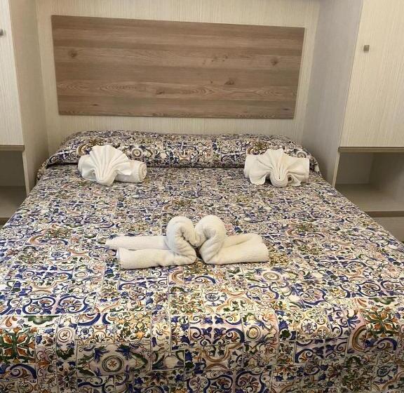 Номер Deluxe, Graceland Rooms And Suites