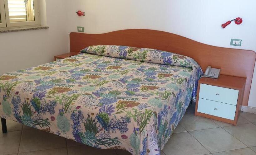 Номер Deluxe Вид на Море, Graceland Rooms And Suites