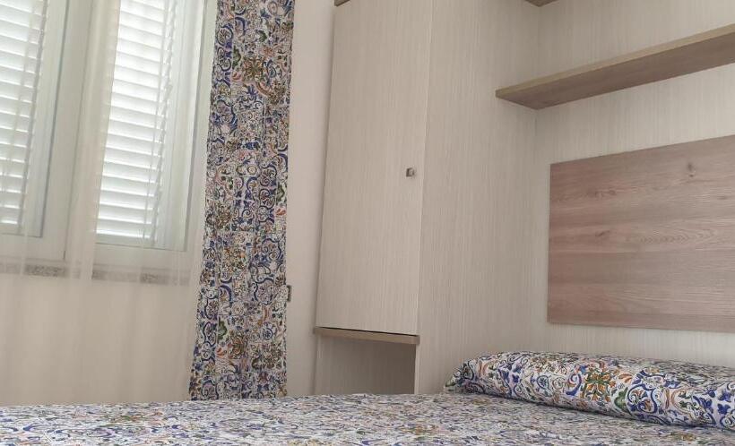 Номер Deluxe, Graceland Rooms And Suites