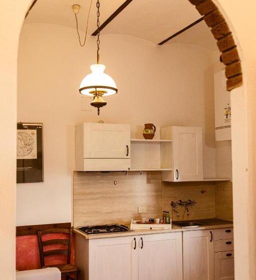 آپارتمان 1 خوابه, Poggio Del Sole