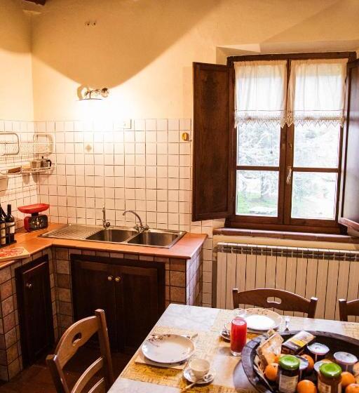 5 Bedroom Apartment, Poggio Del Sole