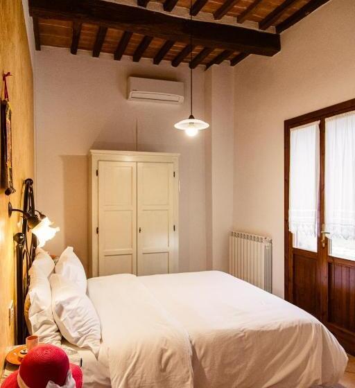 آپارتمان 2 خوابه, Poggio Del Sole