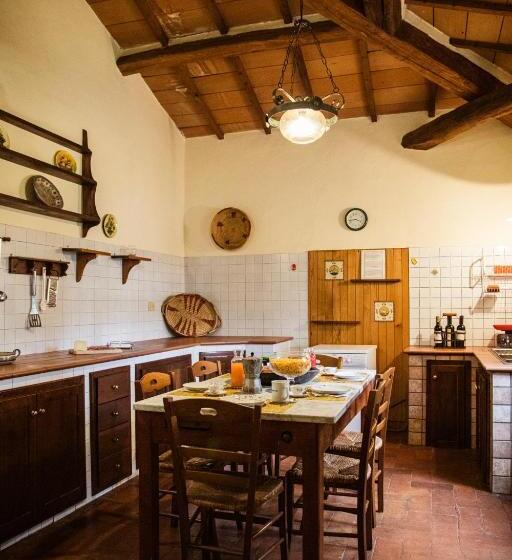 5 Bedroom Apartment, Poggio Del Sole