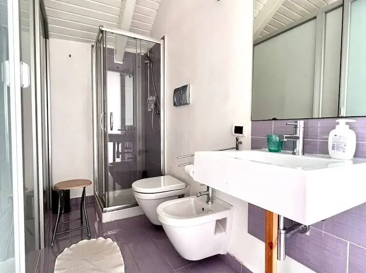 Juniorsviitti, Saint Patrick Guest House