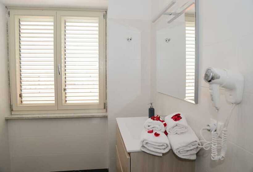 Deluxe Værelse Byudsigt, Villa Erasi