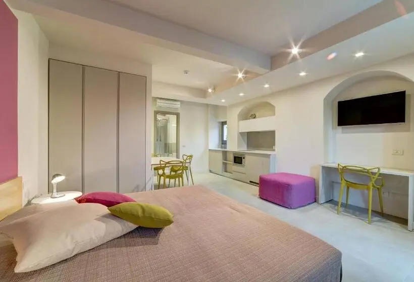 استودیوی استاندارد, Palazzo Mannaioni Suites