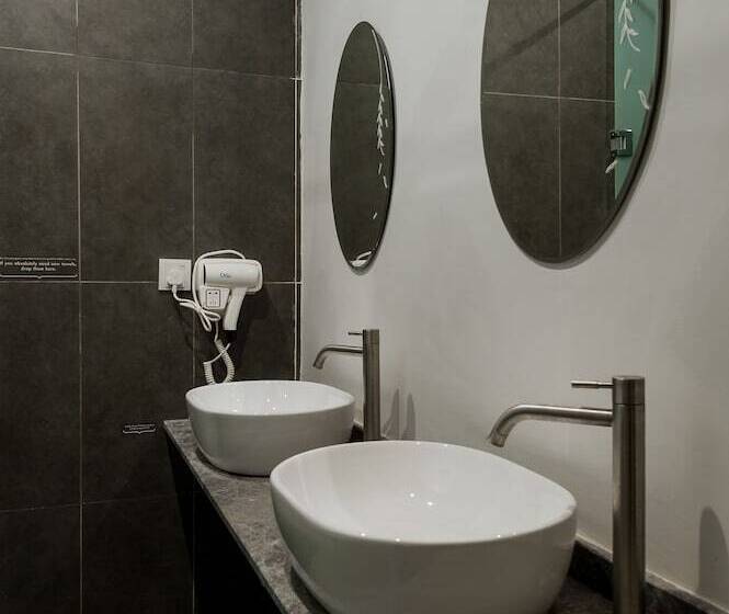 تختخواب در اتاق مشترک, Bunk & Bilik Hotel Sri Petaling