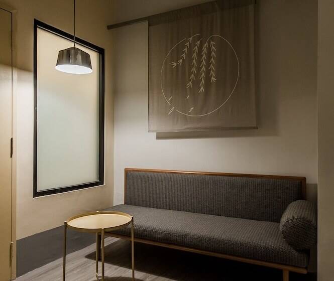 تختخواب در اتاق مشترک, Bunk & Bilik Hotel Sri Petaling