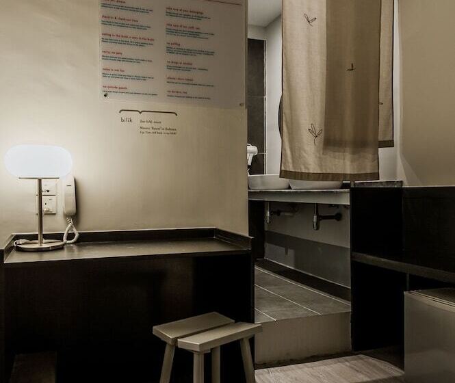 تختخواب در اتاق مشترک, Bunk & Bilik Hotel Sri Petaling