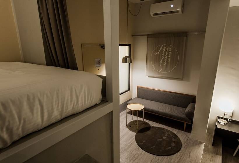 تختخواب در اتاق مشترک, Bunk & Bilik Hotel Sri Petaling