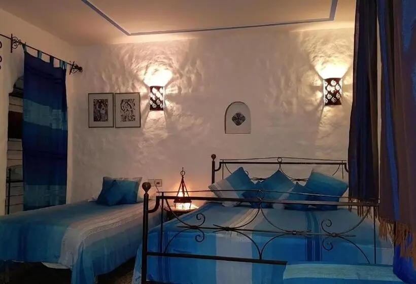 Standard Kolmen Hengen Huone, Dar Yakout