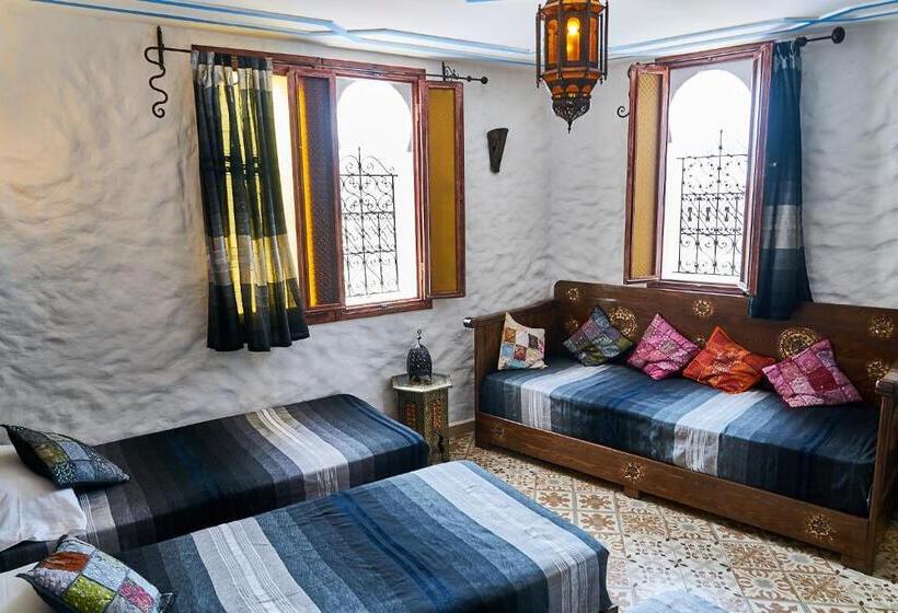 اتاق استاندارد چهار تخته, Dar Yakout