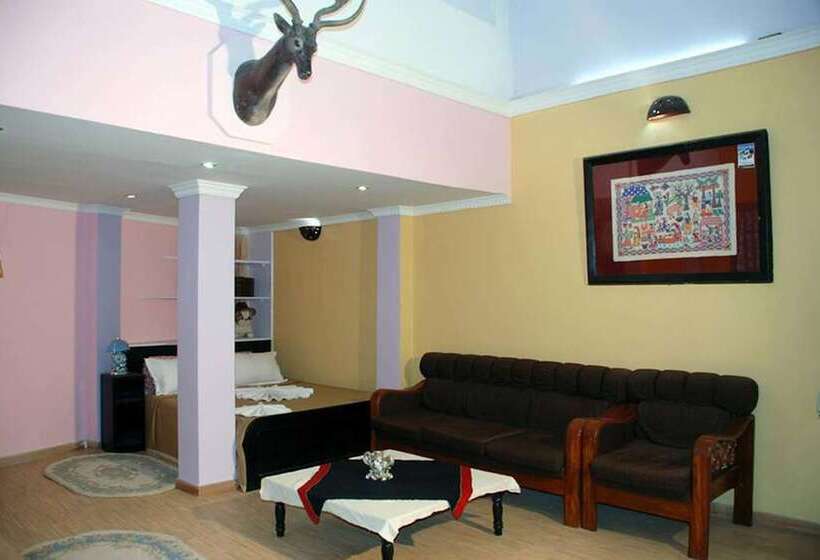 اتاق لوکس, Kathmandu Boutique