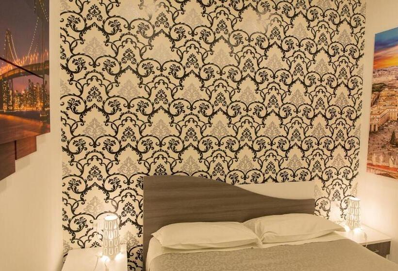 اتاق استاندارد با وان آب گرم, Metronia Guest House