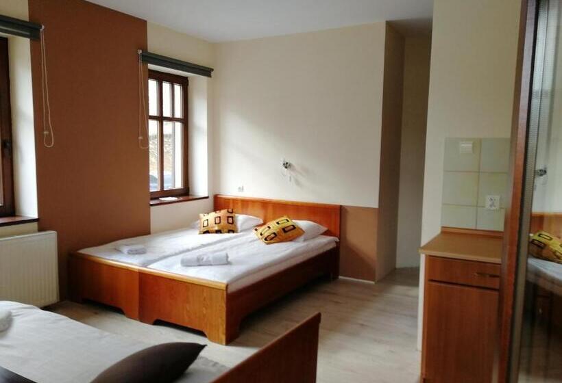 Апартаменты 1 Спальня, Rezydencja Na Skrócie