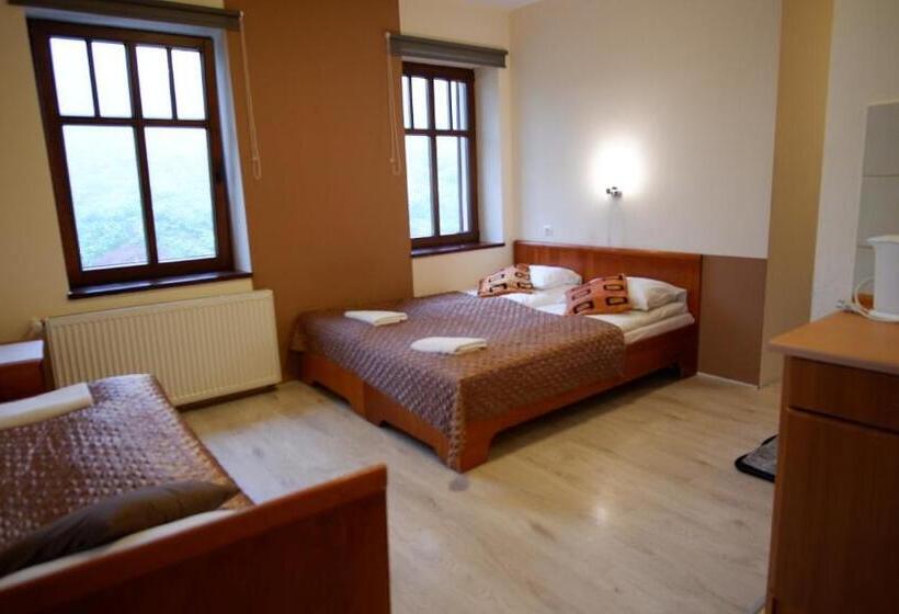 Апартаменты 1 Спальня, Rezydencja Na Skrócie