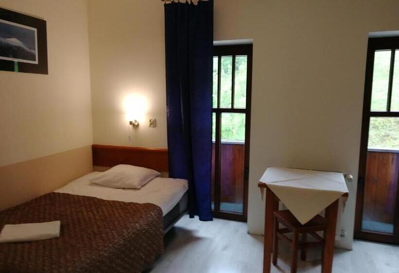 Номер Стандарт Индивидуальный, Rezydencja Na Skrócie