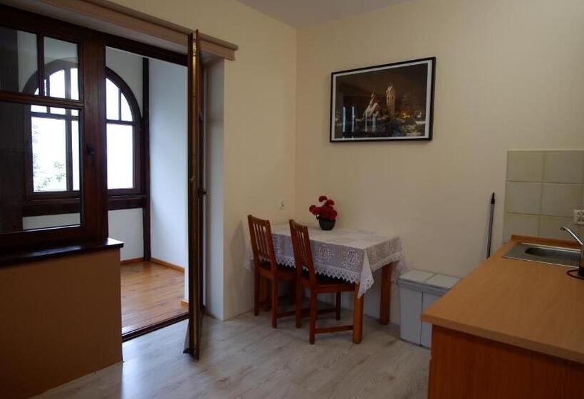 Апартаменты 1 Спальня, Rezydencja Na Skrócie