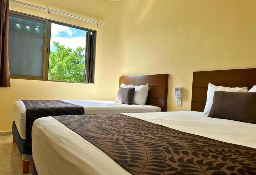 Номер Стандарт, Selina Playa Del Carmen   Hostel
