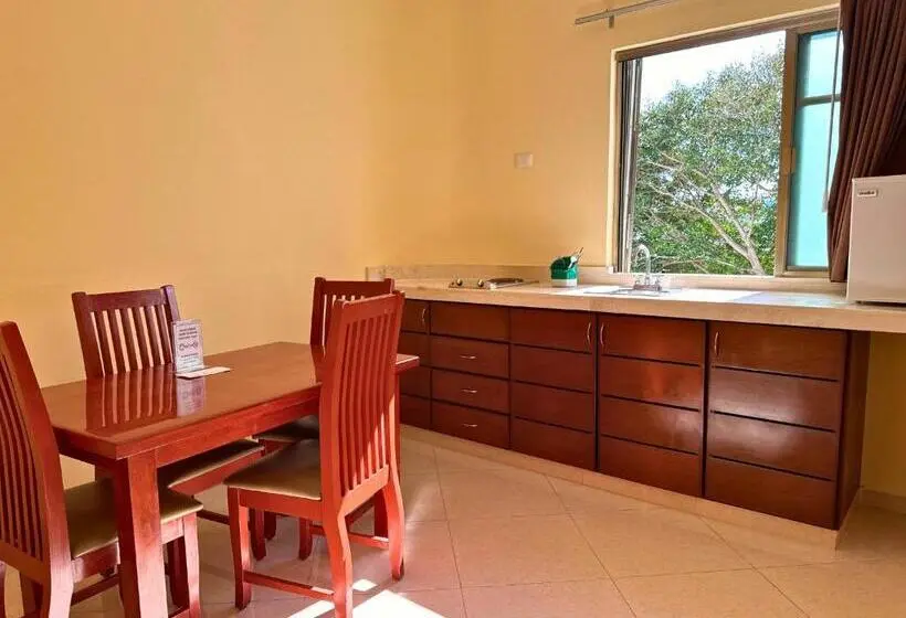 スーペリアースイート, Selina Playa Del Carmen Hostel