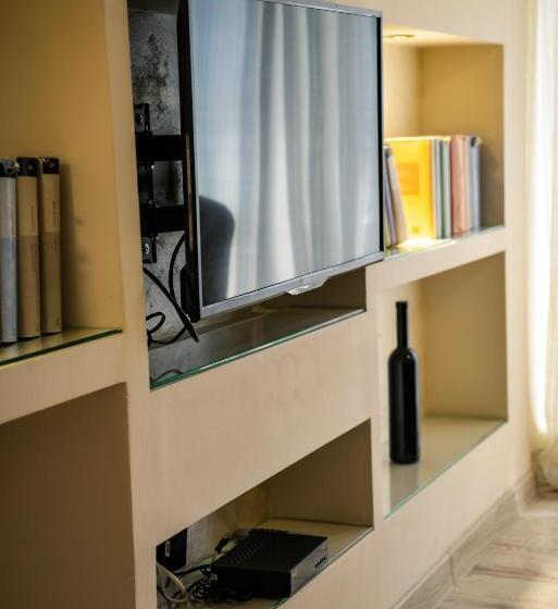 آپارتمان لوکس 1 خوابه, Garni Hotel Tianis