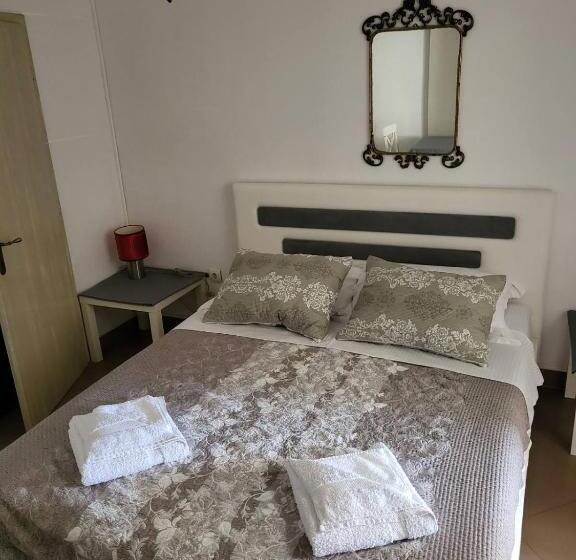 آپارتمان 1 خوابه همکف, Garni Hotel Tianis