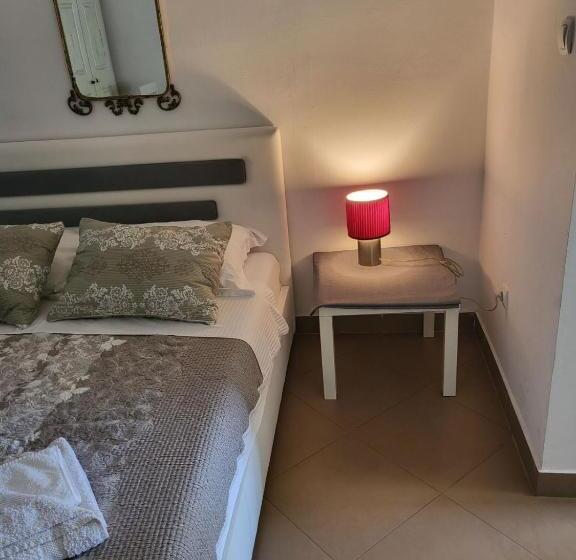 آپارتمان 1 خوابه همکف, Garni Hotel Tianis