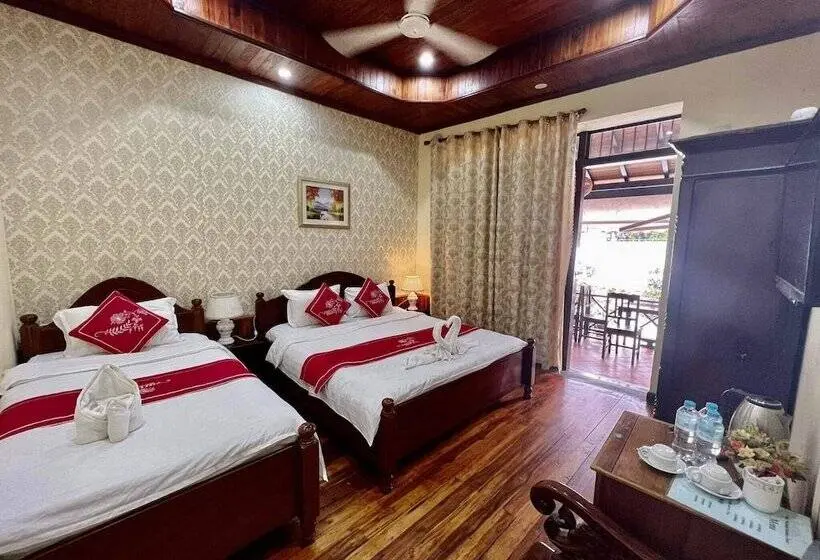 スーペリアトリプルルーム, Villa Phathana Royal View