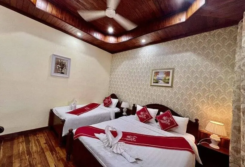 スーペリアトリプルルーム, Villa Phathana Royal View