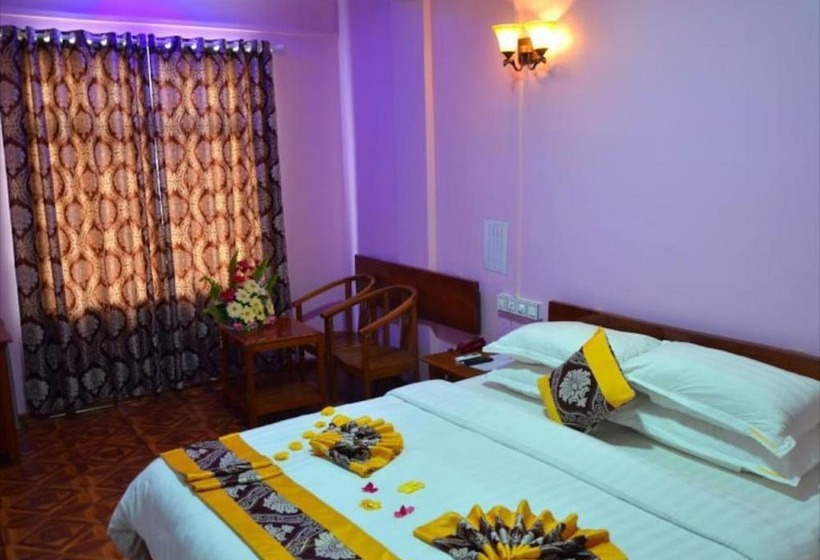 اتاق لوکس, Ye Myanmar