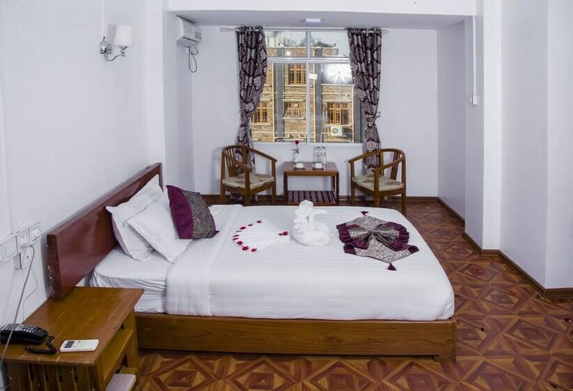 اتاق لوکس, Ye Myanmar