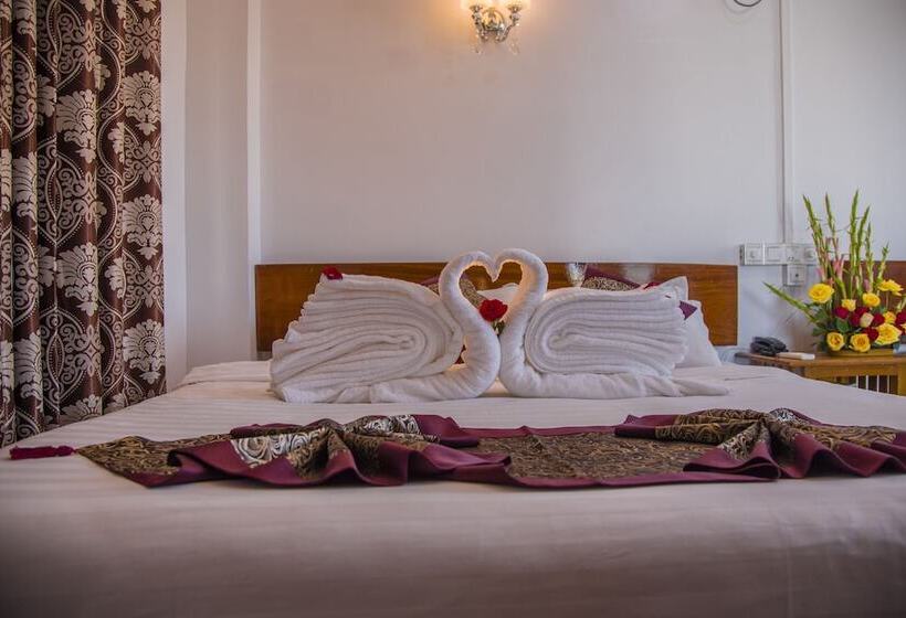 سوییت, Ye Myanmar